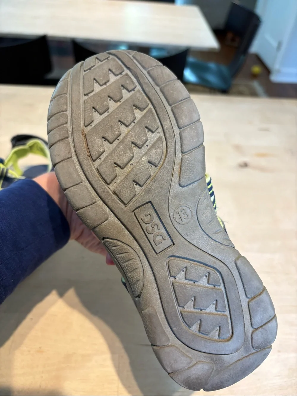 Kids outdoor sandals - Dick Sporting Goods - size 13